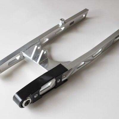 Y15 (DOCTOR) SWING ARM WITH CHAIN RUBBER, CARBON FIBRE ACC,MONOSHOCK SCREW,REAR ARM SHAFT