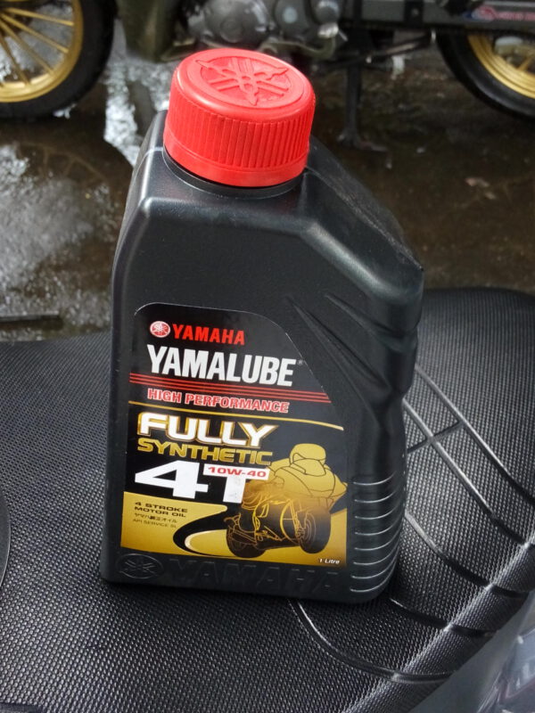 YAMALUBE FULLY SYNTHETIC 4T ENGINE OIL 10W-40 1 LITRE (90793-AH408)